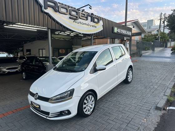 VOLKSWAGEN FOX 1.6 MSI TRENDLINE 8V FLEX 4P MANUAL